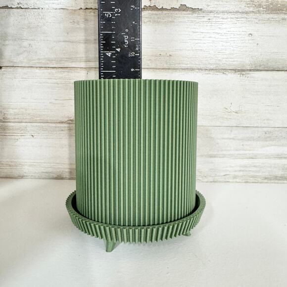 3D Printed Modern Flare Green Mini Planter Ribbed Design Four Legs Plant Display - Picture 7 of 9
